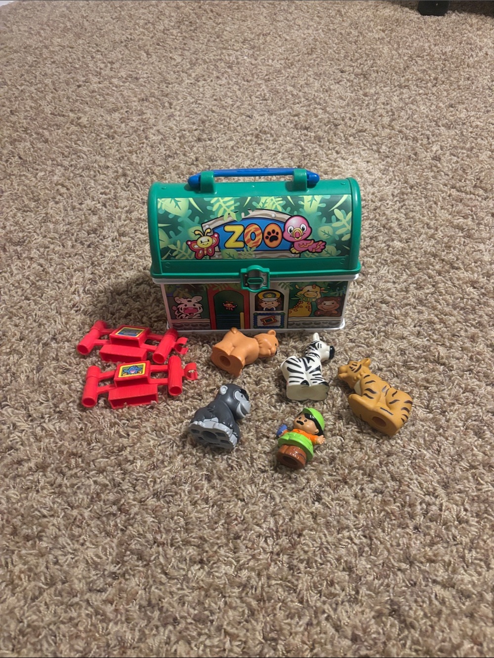 Fisher-Price Little People Take Along Zoo